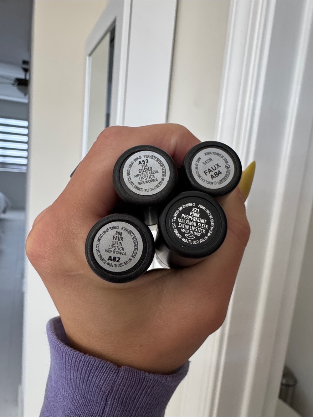 Bundle of 4 Mac lipsticks
